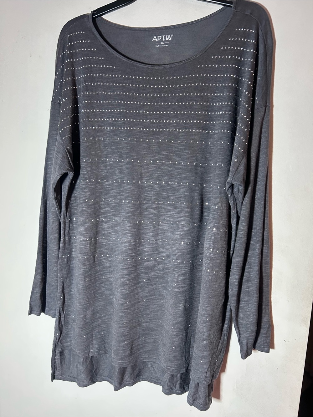 Apt. 9 Women's Charcoal Long Sleeve Knit Top with Subtle Stud Detail